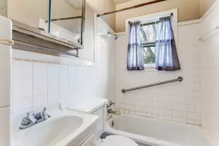 800 Thersa Dr, River Oaks, TX 76114 - Photo 7