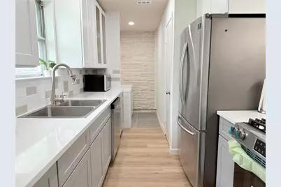 522 Milky Way, Garland, TX 75040 - Photo 5