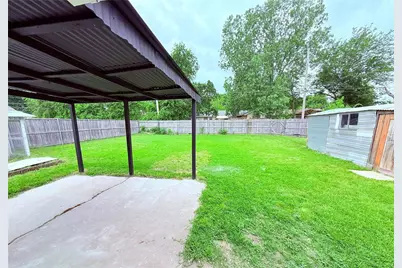 522 Milky Way, Garland, TX 75040 - Photo 17