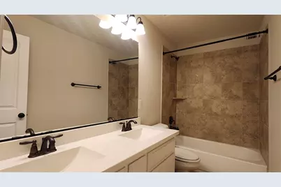 5621 Grove Cove Drive, McKinney, TX 75071 - Photo 23