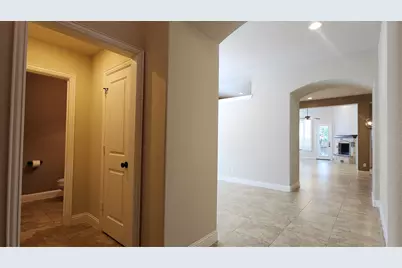 5621 Grove Cove Drive, McKinney, TX 75071 - Photo 5