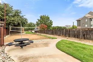 2410 S 2nd, Waco, TX 76706 - Photo 25