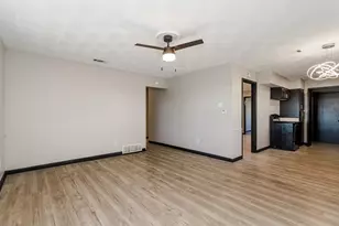 6110 Songwood Dr, Dallas, TX 75241 - Photo 9