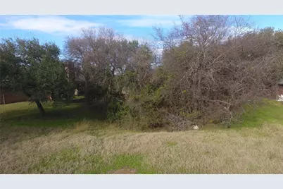 7910 Ravenswood Road, Granbury, TX 76049 - Photo 9