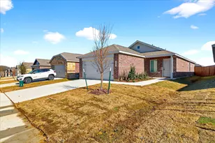 2037 Belgian Dr, Aubrey, TX 76227 - Photo 3