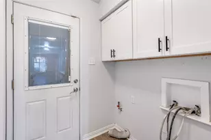 2730 Moonriver Ln, Farmers Branch, TX 75234 - Photo 21