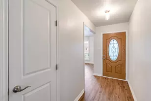 2730 Moonriver Ln, Farmers Branch, TX 75234 - Photo 3