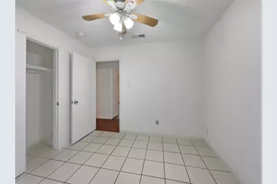 1617 N Bent Tree Trail, Grand Prairie, TX 75052 - Photo 11