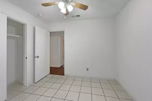 1617 N Bent Tree Trail, Grand Prairie, TX 75052 - Photo 11