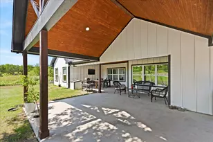 710 Valek Rd, Ennis, TX 75119 - Photo 33