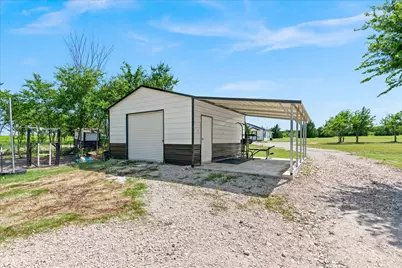710 Valek Road, Ennis, TX 75119 - Photo 35