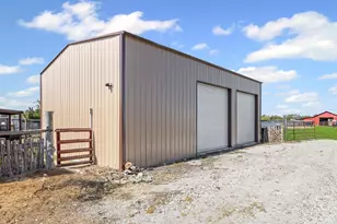 4586 Co Rd 2604, Caddo Mills, TX 75135 - Photo 17