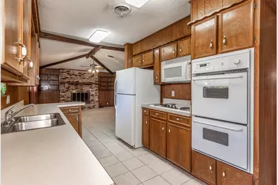 1203 Aspen Road, Gainesville, TX 76240 - Photo 13