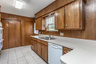 1203 Aspen Rd, Gainesville, TX 76240 - Photo 11