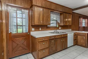 1203 Aspen Rd, Gainesville, TX 76240 - Photo 15