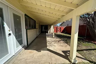 4601 Elm Ridge Ln, Garland, TX 75044 - Photo 9