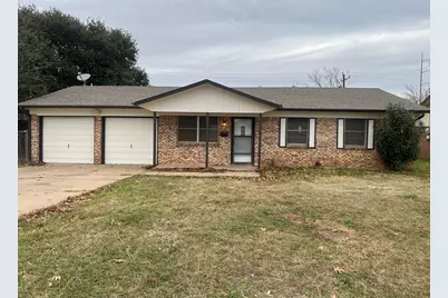 1403 SE 21st Street, Mineral Wells, TX 76067 - Photo 1