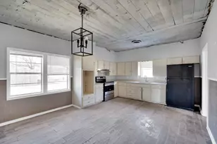 313 E Park, Italy, TX 76651 - Photo 5