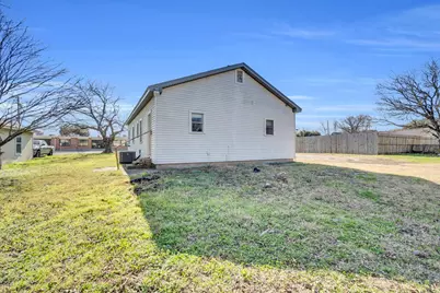313 E Park, Italy, TX 76651 - Photo 13