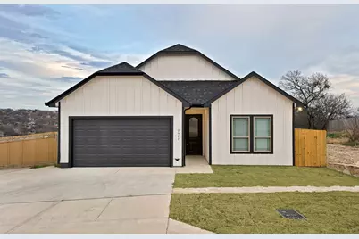 2922 Pearl Avenue, Fort Worth, TX 76106 - Photo 1