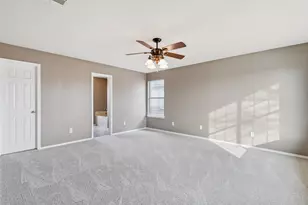 10757 Braemoor Dr, Fort Worth, TX 76052 - Photo 15