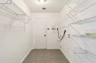 10757 Braemoor Dr, Fort Worth, TX 76052 - Photo 13