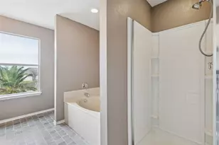 10757 Braemoor Dr, Fort Worth, TX 76052 - Photo 17