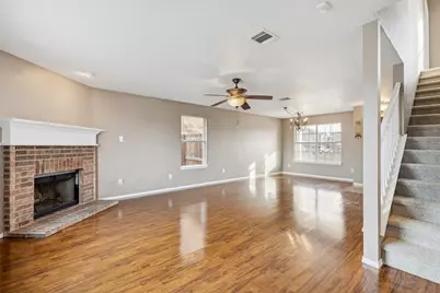 10757 Braemoor Drive, Fort Worth, TX 76052 - Photo 7