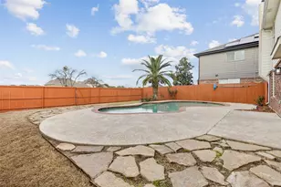 10757 Braemoor Dr, Fort Worth, TX 76052 - Photo 23