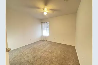 830 W Colony Drive, Arlington, TX 76001 - Photo 7