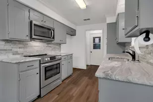 6433 Heather Dr, Watauga, TX 76148 - Photo 13