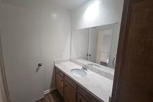 2109 Fleur De Lis Ct, Arlington, TX 76012 - Photo 25