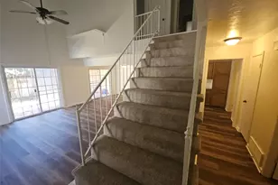 2109 Fleur De Lis Ct, Arlington, TX 76012 - Photo 5