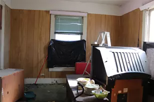 417 N Scullin Ave, Denison, TX 75020 - Photo 9