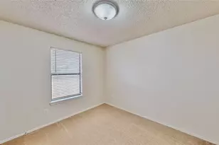 8205 April Ln, Watauga, TX 76148 - Photo 31