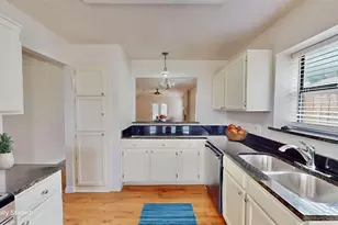 8205 April Ln, Watauga, TX 76148 - Photo 5