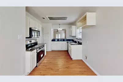 8205 April Lane, Watauga, TX 76148 - Photo 25