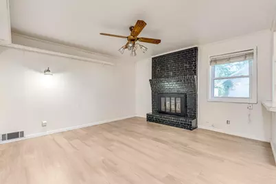 921 Evans Street, Bonham, TX 75418 - Photo 9