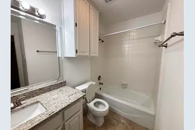 1205 Olde Towne Drive, Irving, TX 75061 - Photo 11