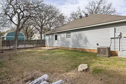 1813 Pioneer Road, Granbury, TX 76049 - Photo 23