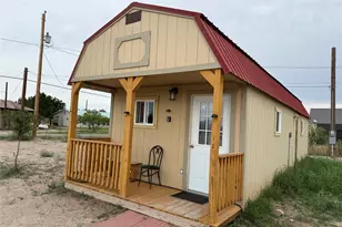 305 S Lee St, Marathon, TX 79842 - Photo 3