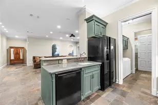 3004 W Shadow Dr, Arlington, TX 76006 - Photo 27