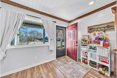 209 McCurdy Street, Crowley, TX 76036 - Photo 5