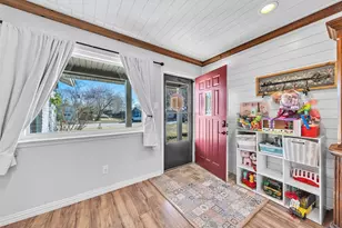 209 McCurdy St, Crowley, TX 76036 - Photo 5