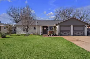 209 McCurdy St, Crowley, TX 76036 - Photo 27