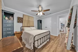 209 McCurdy St, Crowley, TX 76036 - Photo 23