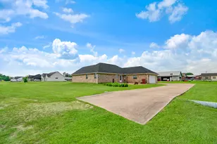 1000 Morgan, Blossom, TX 75462 - Photo 17