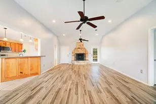 1000 Morgan, Blossom, TX 75462 - Photo 13