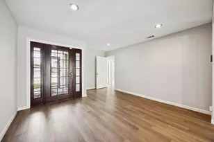 2801 Clearbrook Dr, Irving, TX 75062 - Photo 3