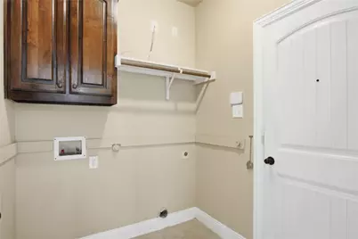 10613 Troutt Drive, McKinney, TX 75072 - Photo 11